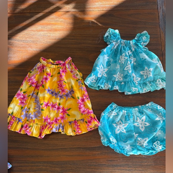Hawaiian Outfits, Girl’s Size 18 Months, Dress and Top with Bloomers Set - Picture 1 of 5